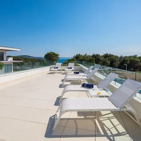 Luxury Baotic شقة