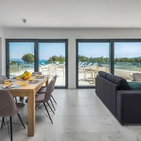 Luxury Baotic Apartment Trogir